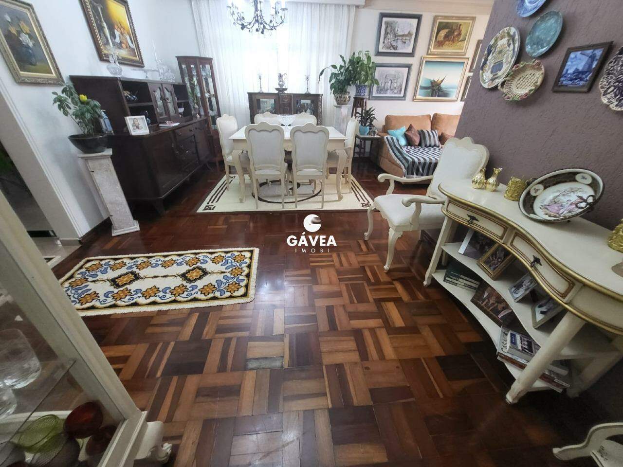 Apartamento à venda no Ponta da Praia: 