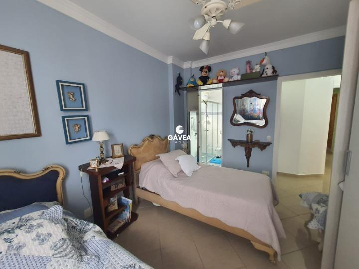 Apartamento à venda no Ponta da Praia: 