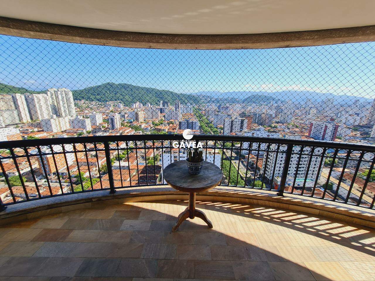 Cobertura à venda no José Menino: vista do 2º andar da cobertura