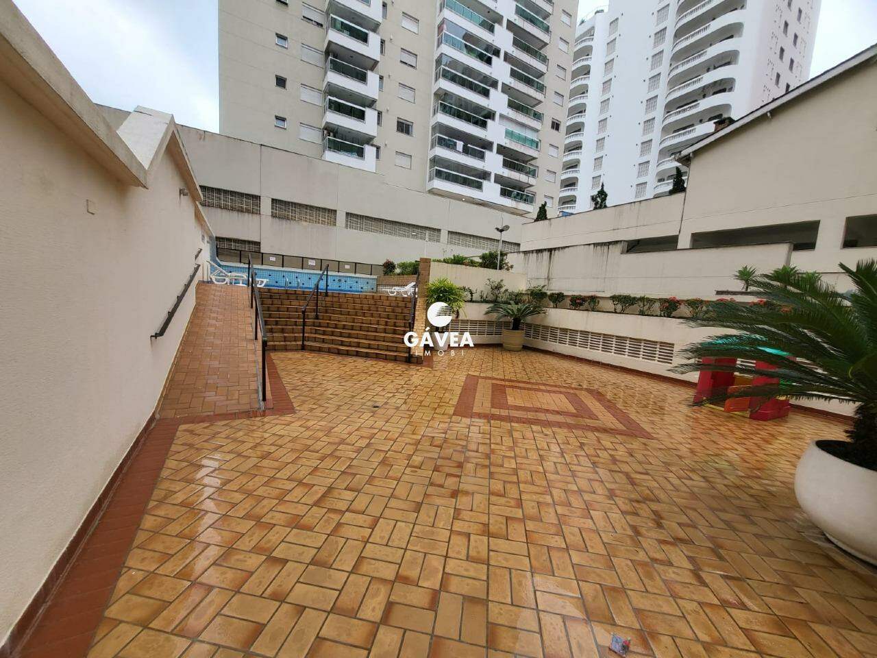 Apartamento à venda no Pitangueiras: 