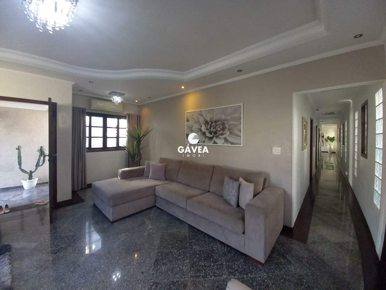 Casa à venda no Esplanada dos Barreiros: sala com três ambientes