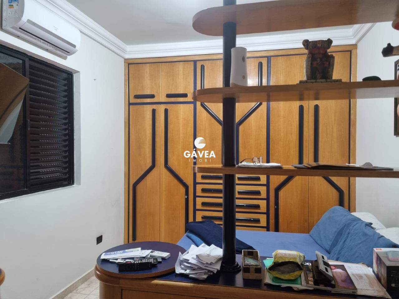 Casa à venda no Embaré: 