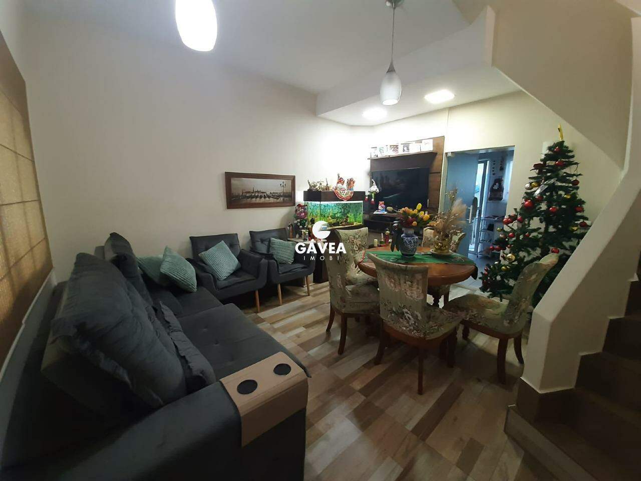 Sobrado à venda no Marapé: 