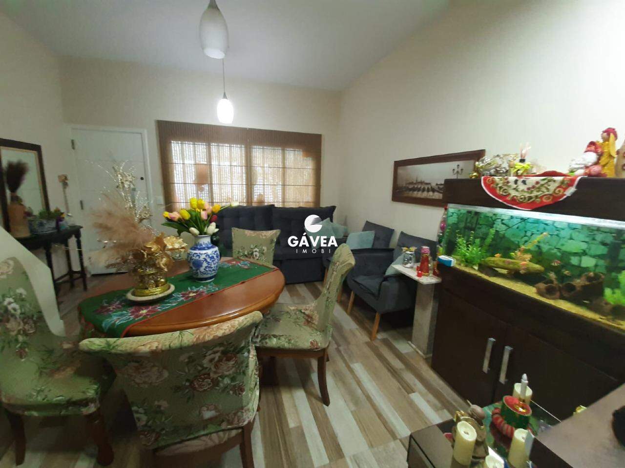 Sobrado à venda no Marapé: 