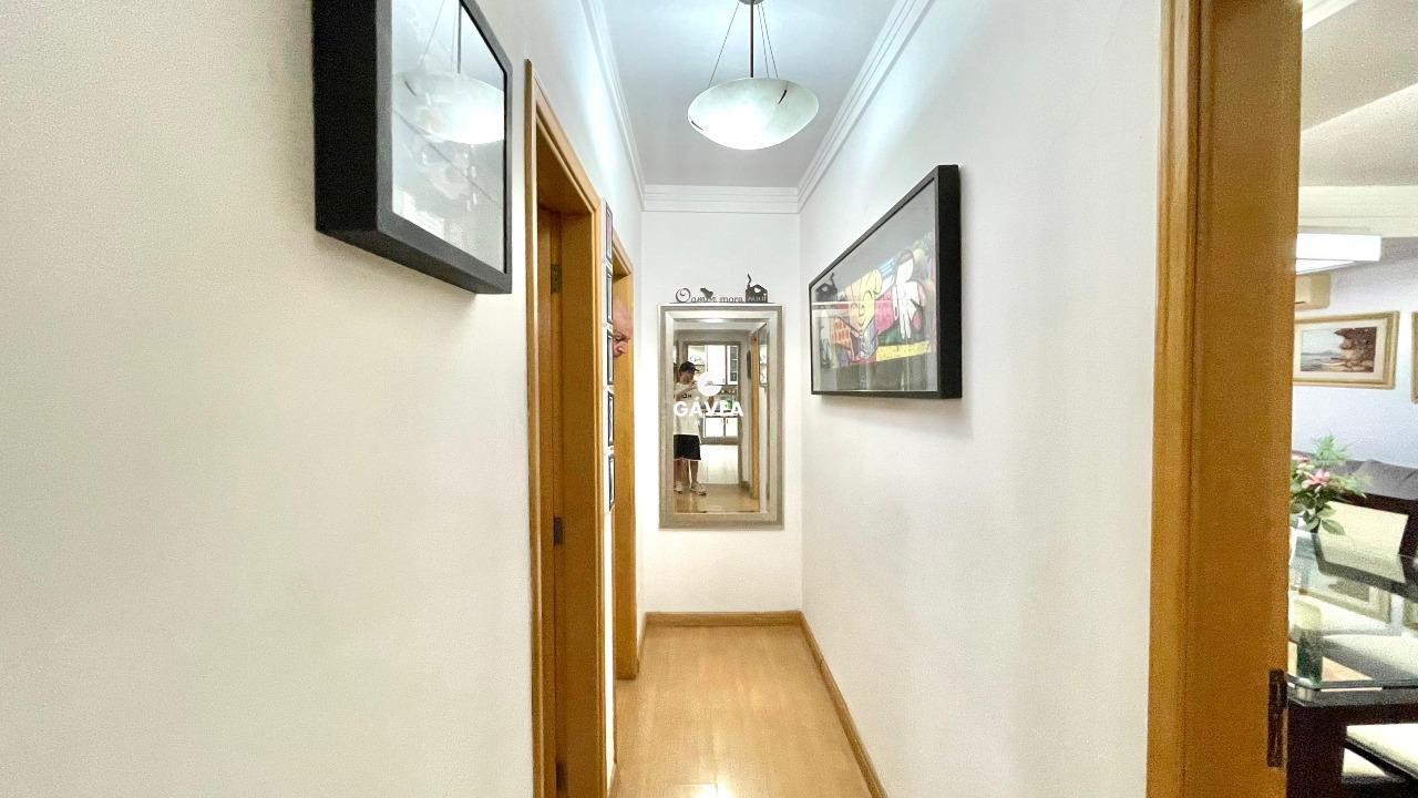 Apartamento à venda no Ponta da Praia: 