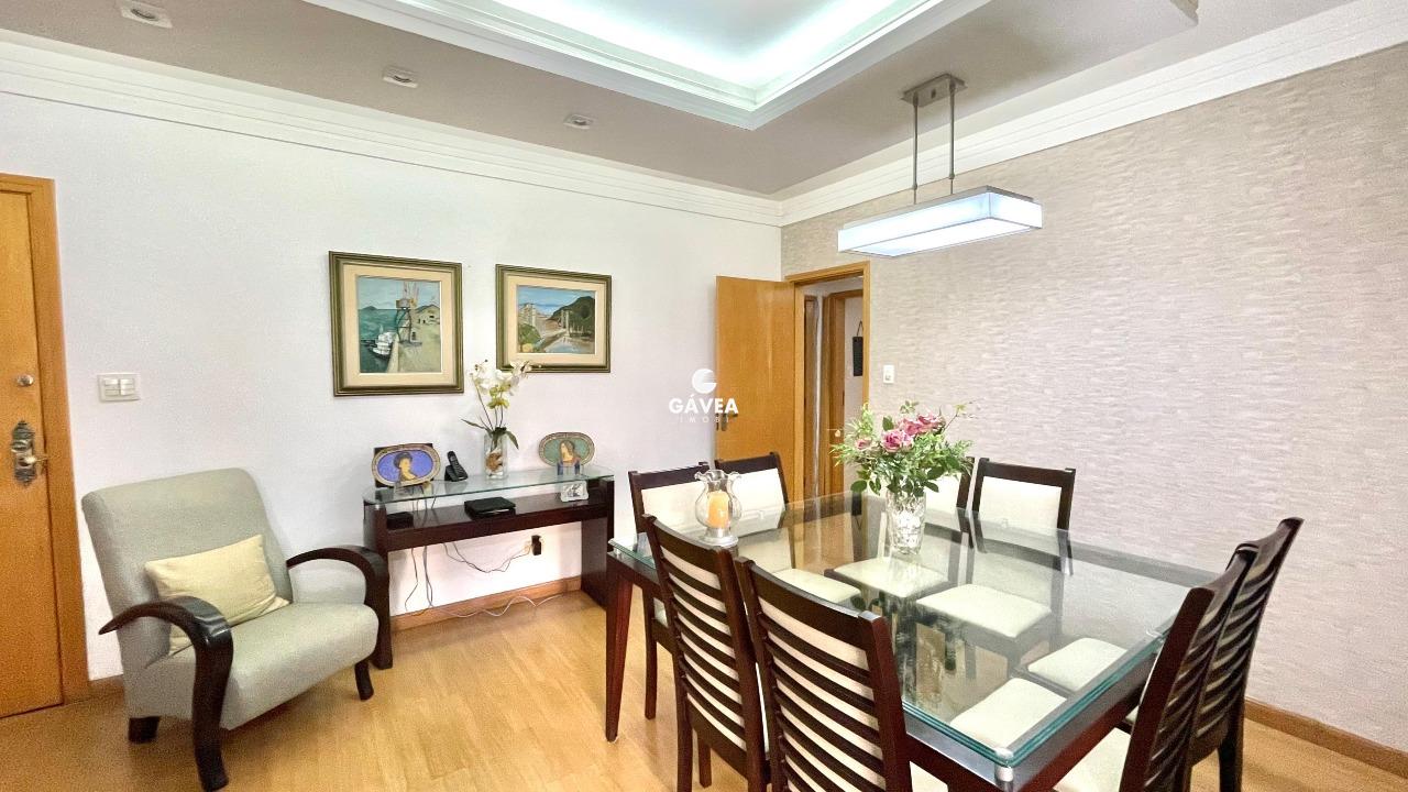 Apartamento à venda no Ponta da Praia: 