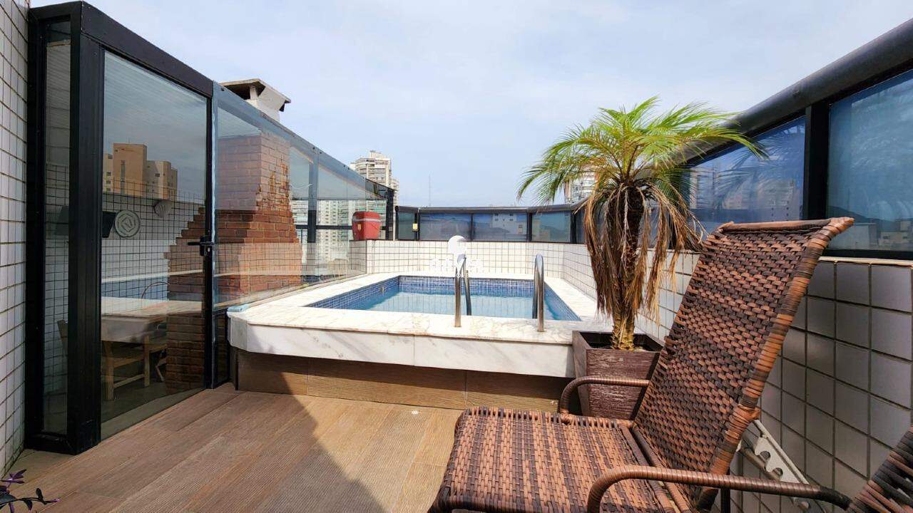 Cobertura à venda no Ponta da Praia: 