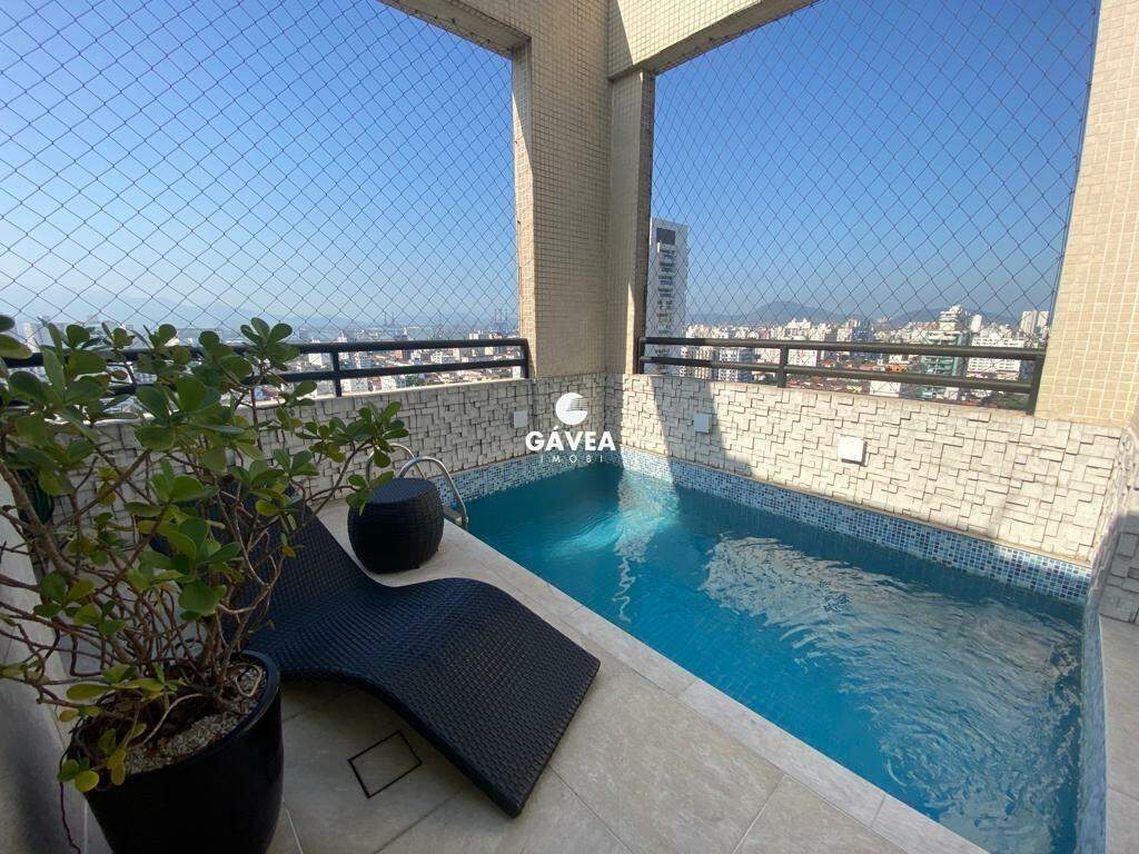 Cobertura à venda no Embaré: 