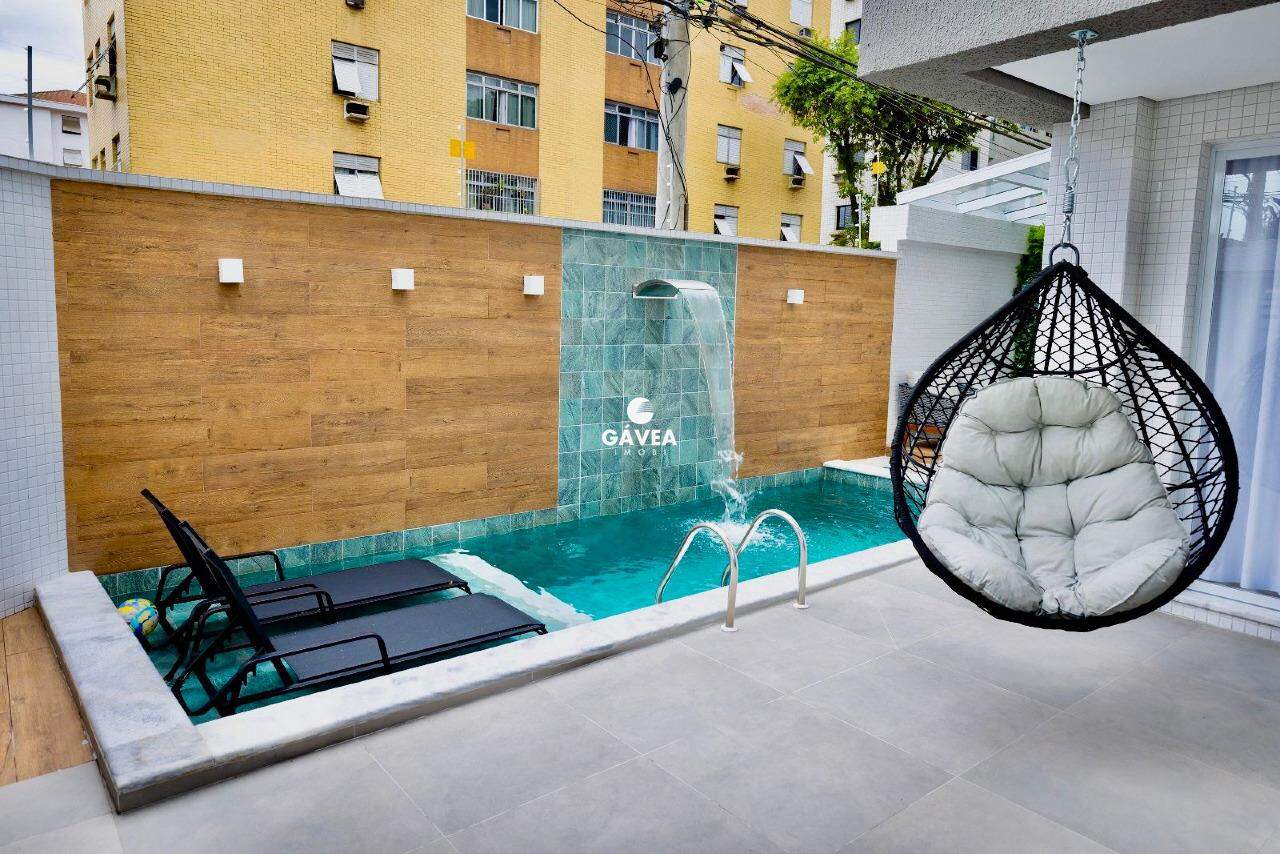 Sobrado à venda no Embaré: 