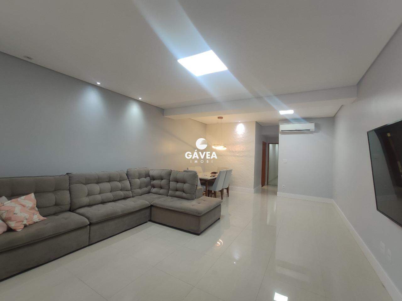 Casa à venda no Ponta da Praia: Sala