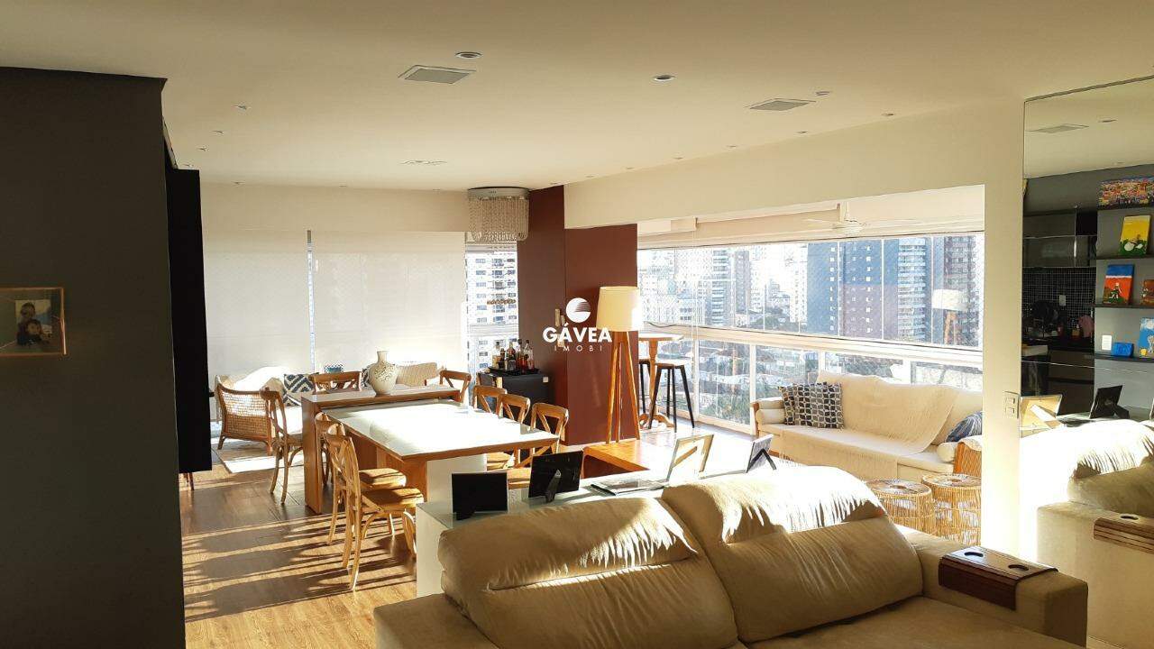 Apartamento à venda no Embaré: 