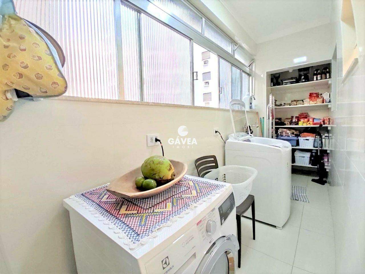 Apartamento à venda no Pitangueiras: 