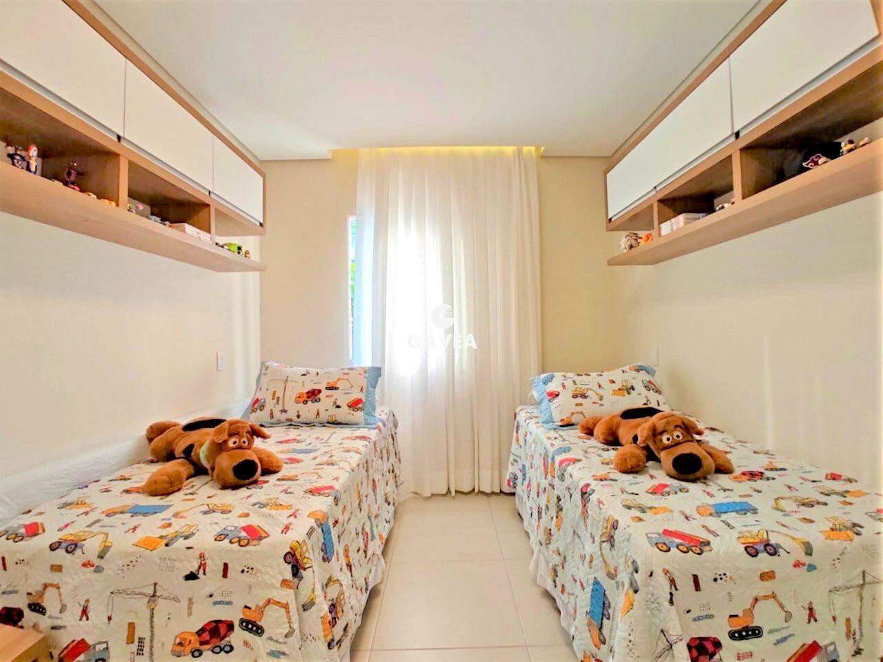 Apartamento à venda no Pitangueiras: 