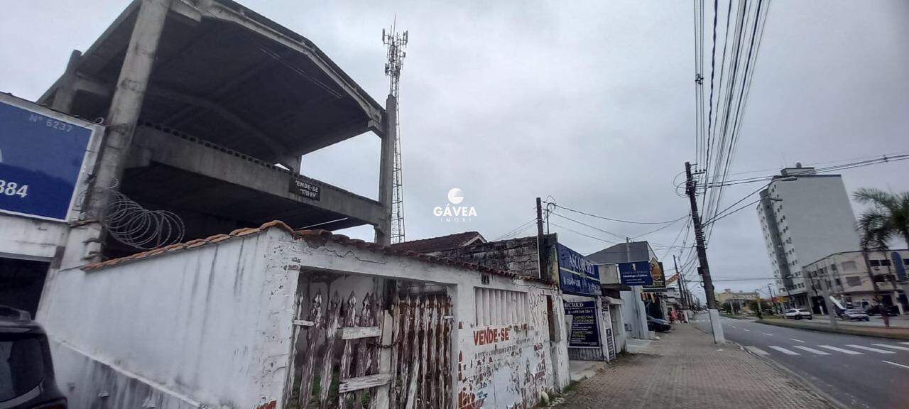 Terreno à venda no Tupi: FRENTE
