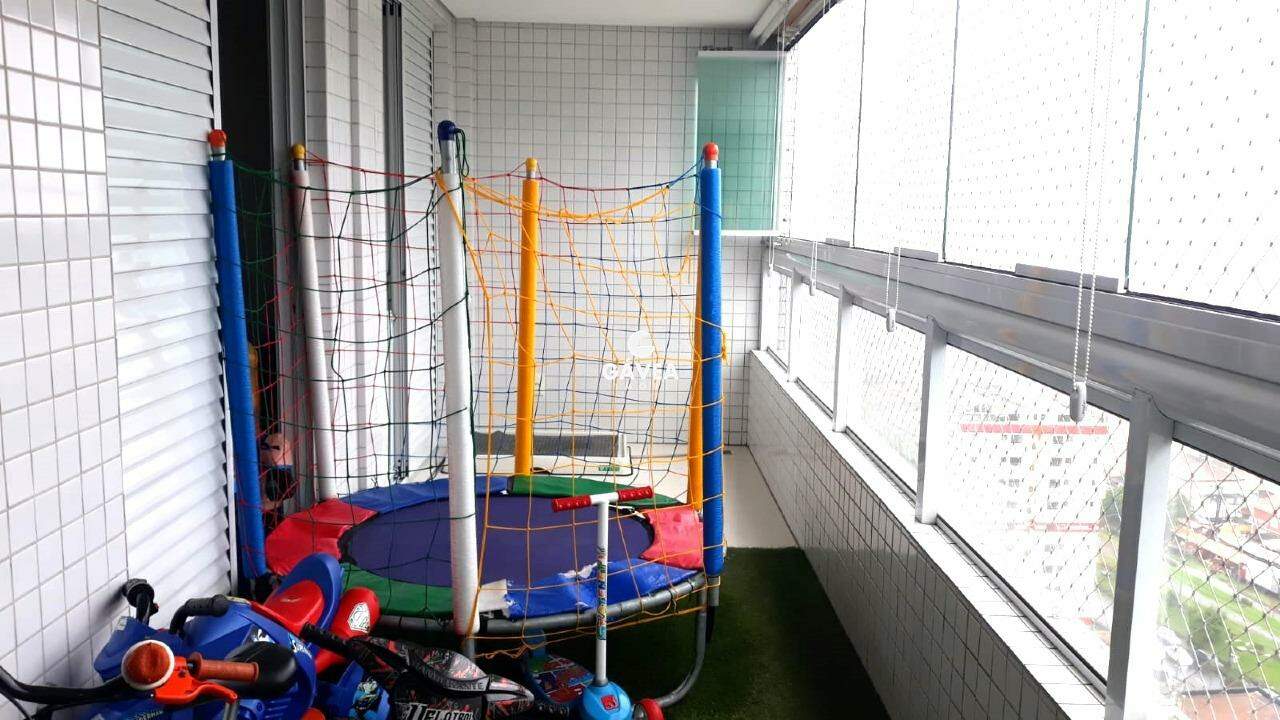 Apartamento à venda no Centro: Vista livre Varanda