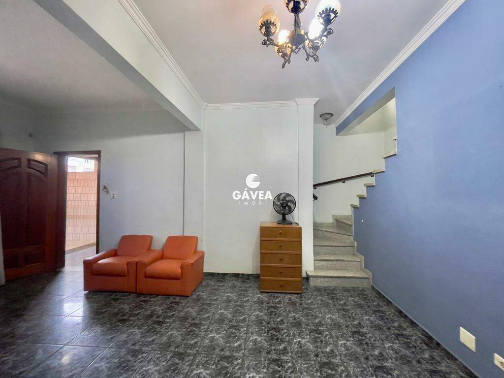 Sobrado à venda no Embaré: 