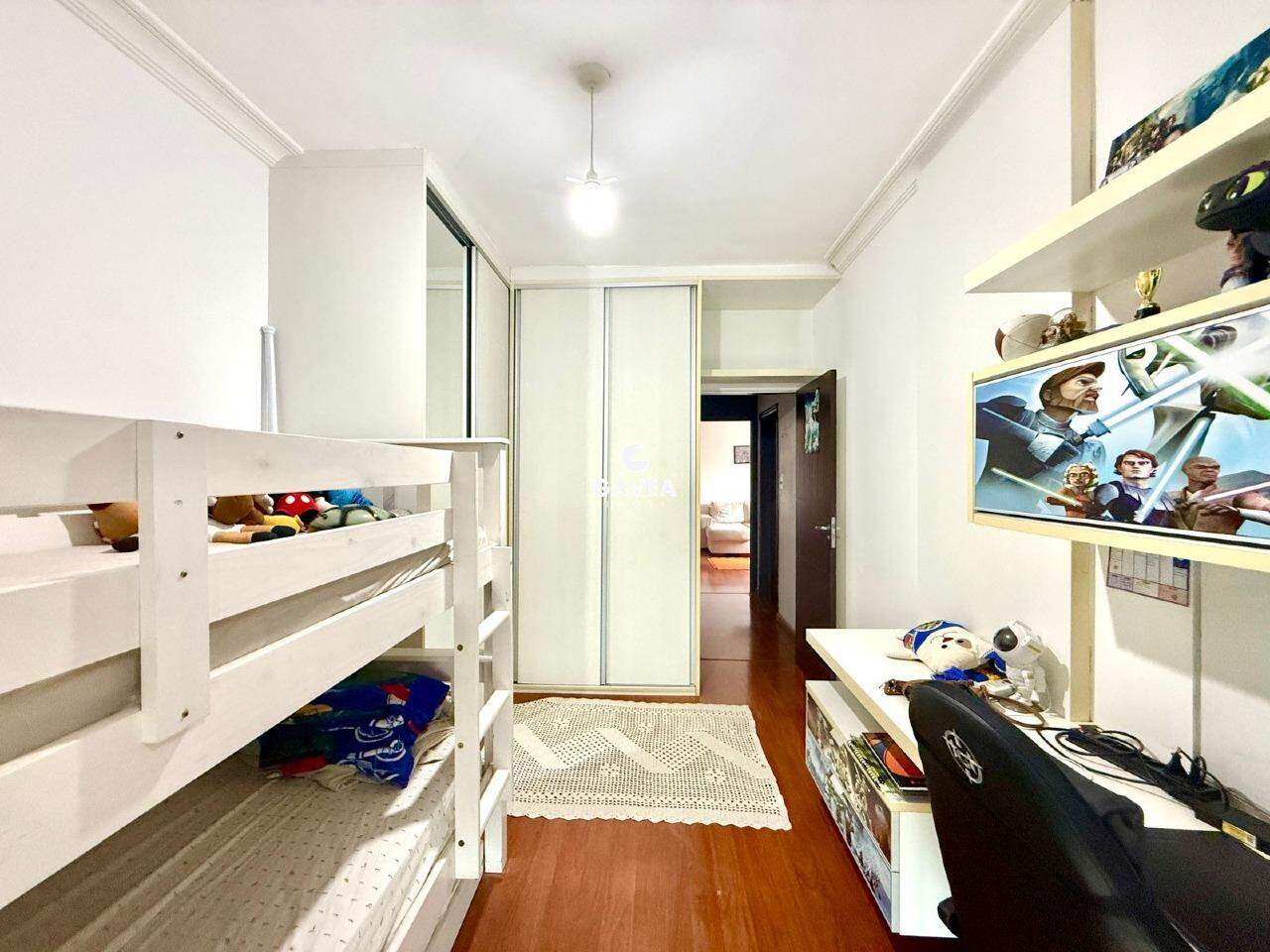 Apartamento à venda no Ponta da Praia: 