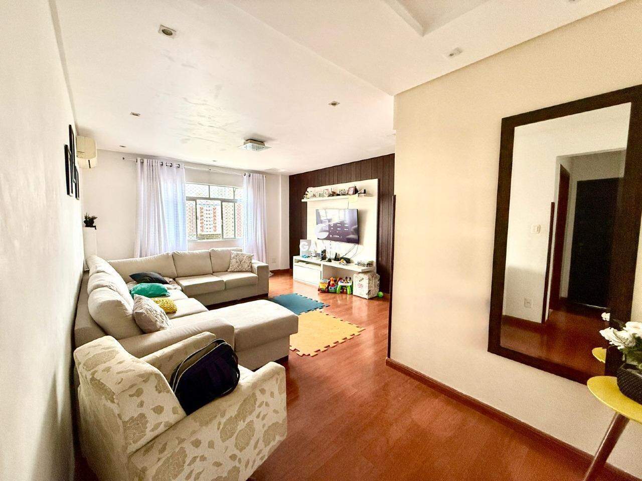 Apartamento à venda no Ponta da Praia: 