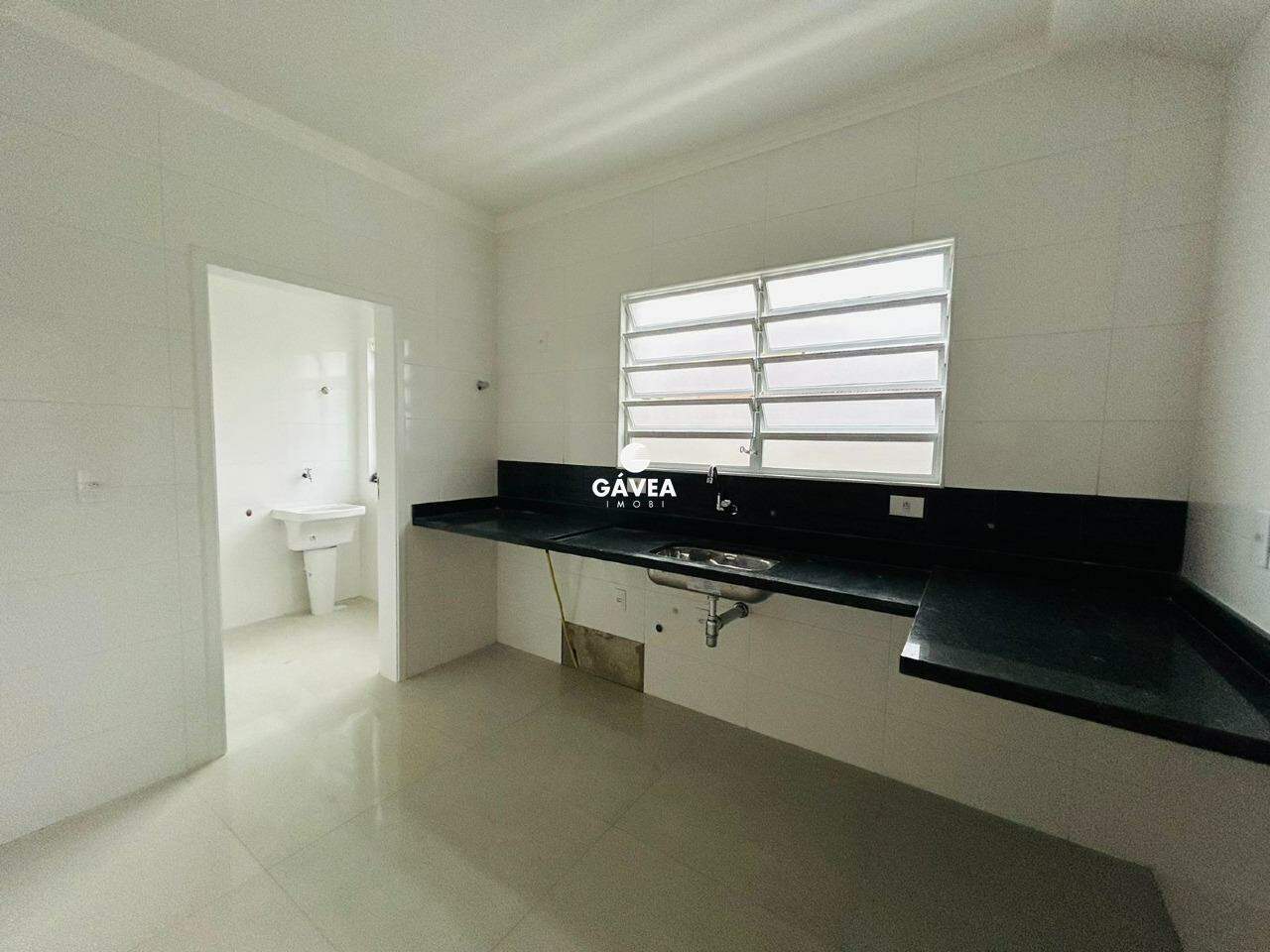 Casa à venda no Embaré: 