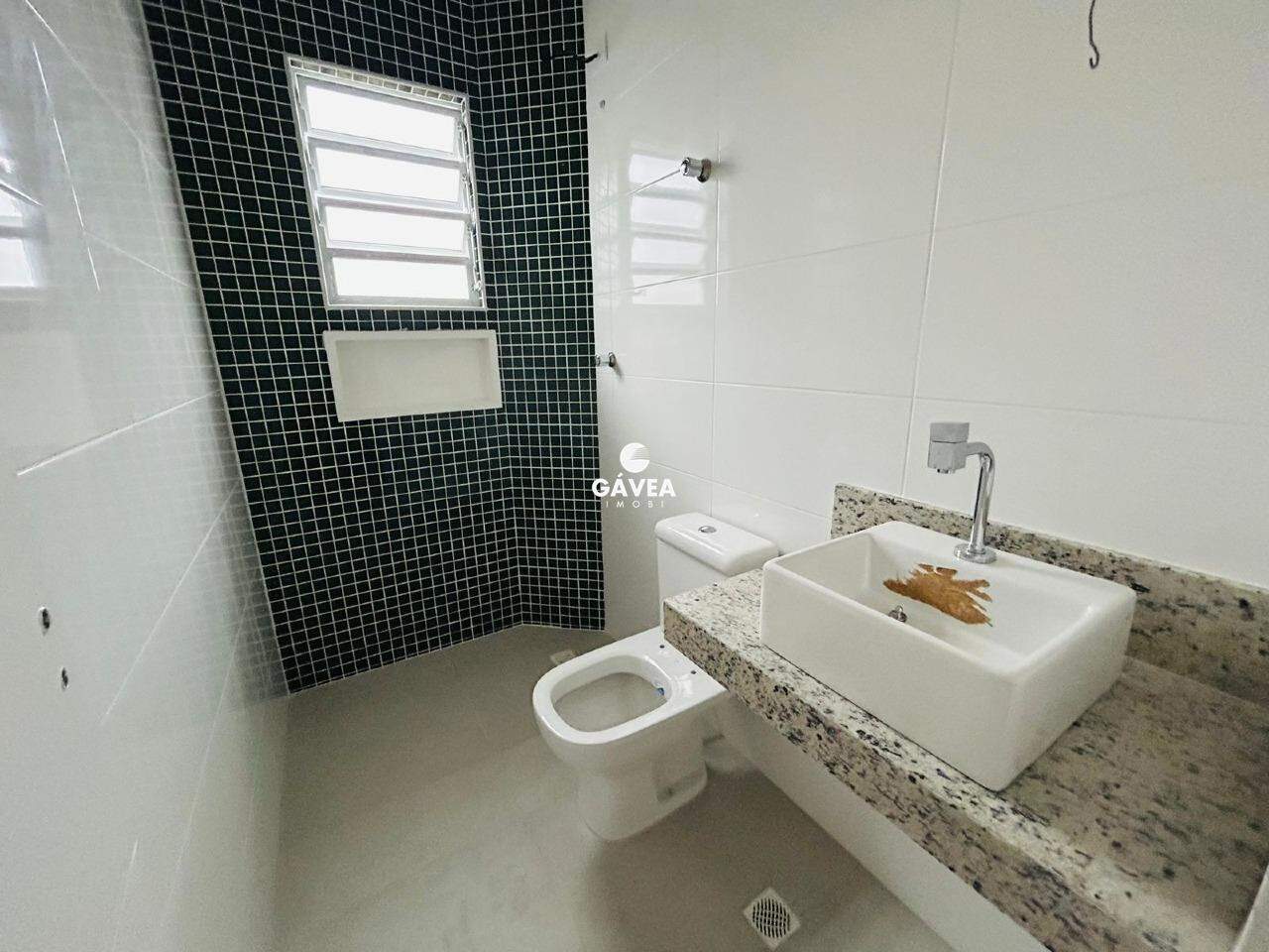 Casa à venda no Embaré: 