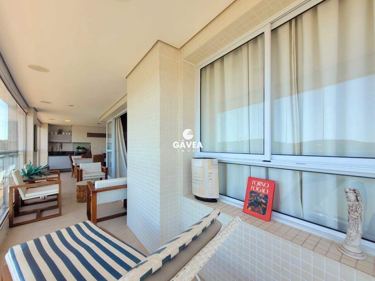 Apartamento à venda no Ponta da Praia: 