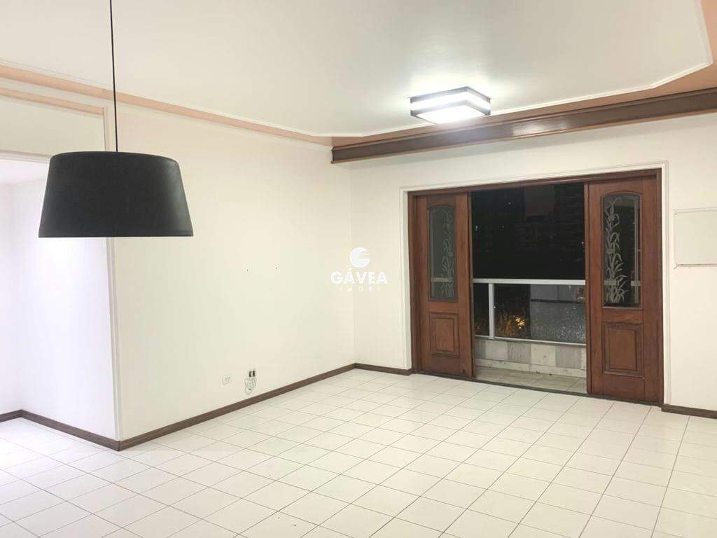 Apartamento à venda no Gonzaga: 