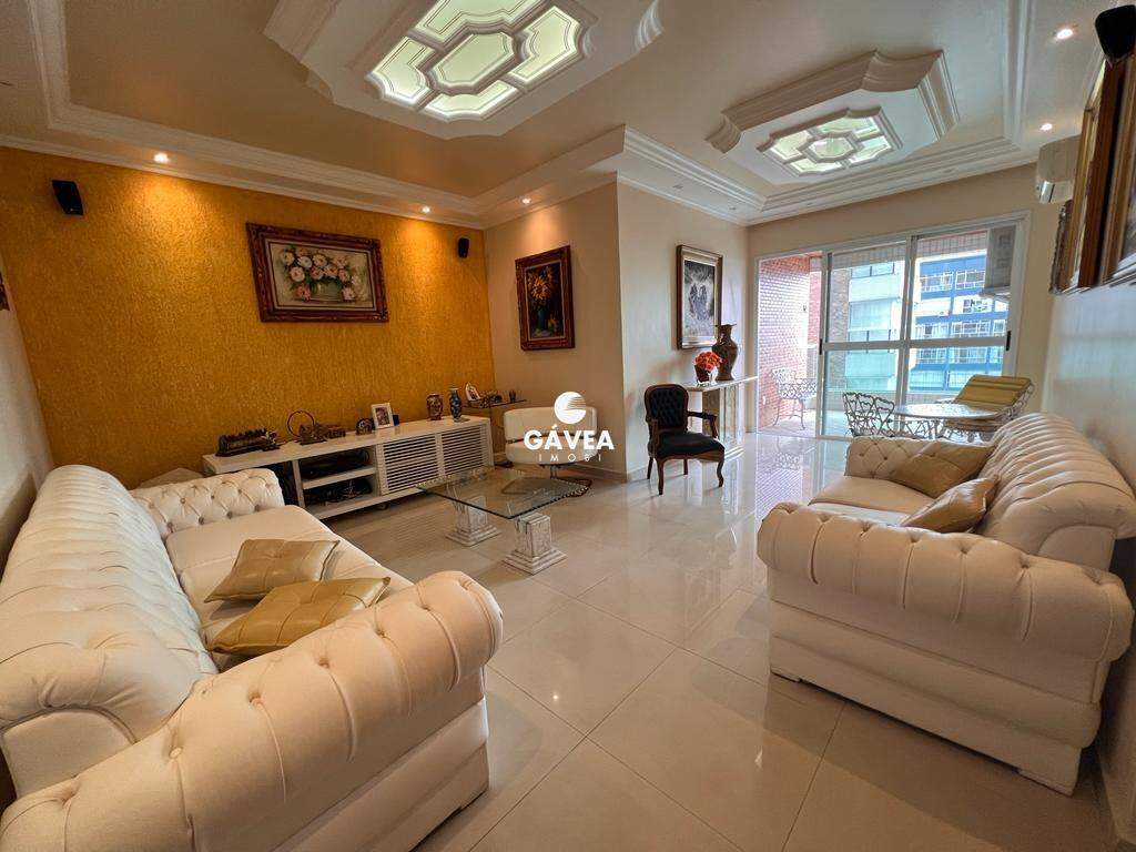 Apartamento à venda no Embaré: 