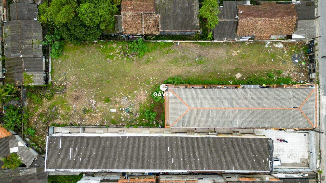 Terreno à venda no Parque São Vicente: 