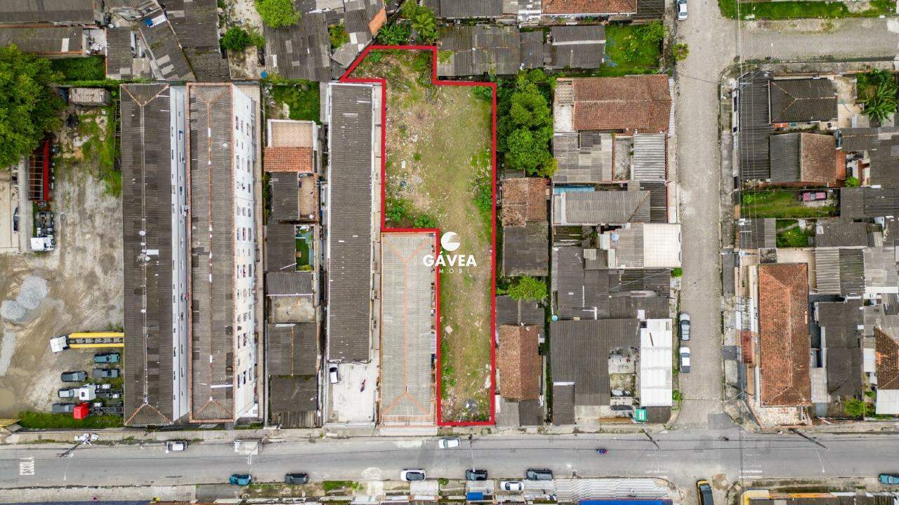 Terreno à venda no Parque São Vicente: 