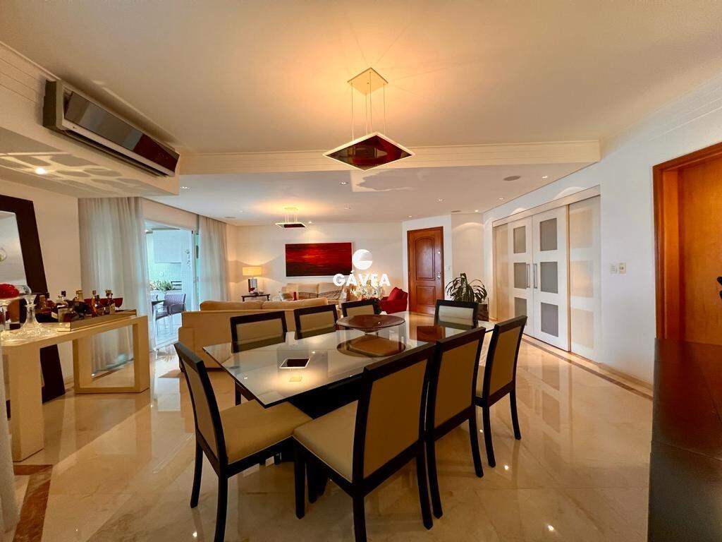 Apartamento à venda no Ponta da Praia: 