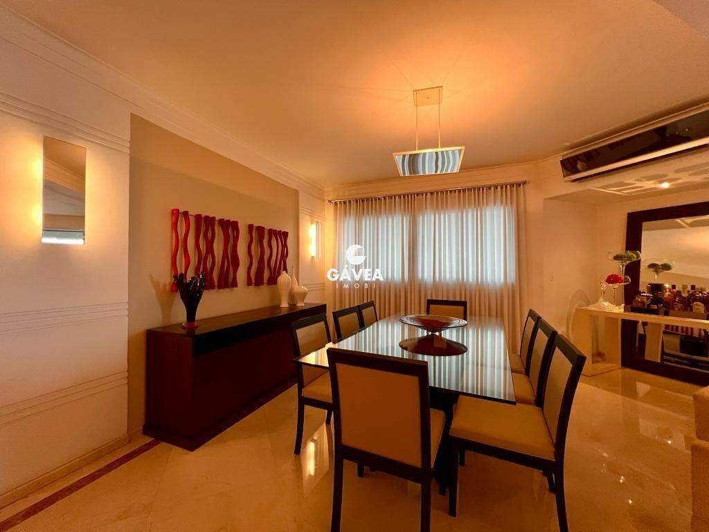 Apartamento à venda no Ponta da Praia: 