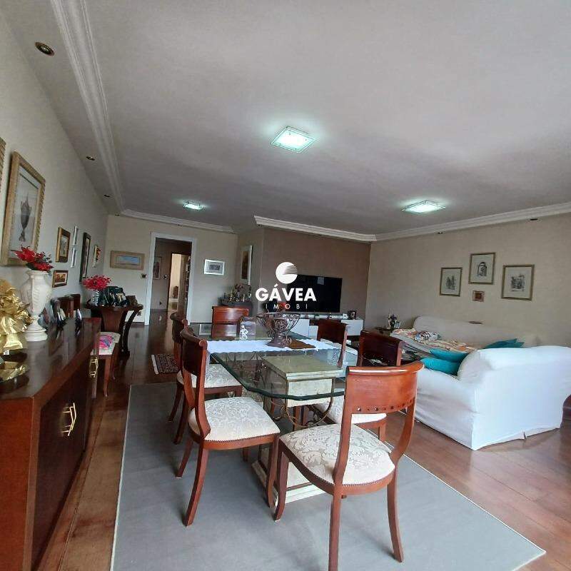 Apartamento à venda no Embaré: 