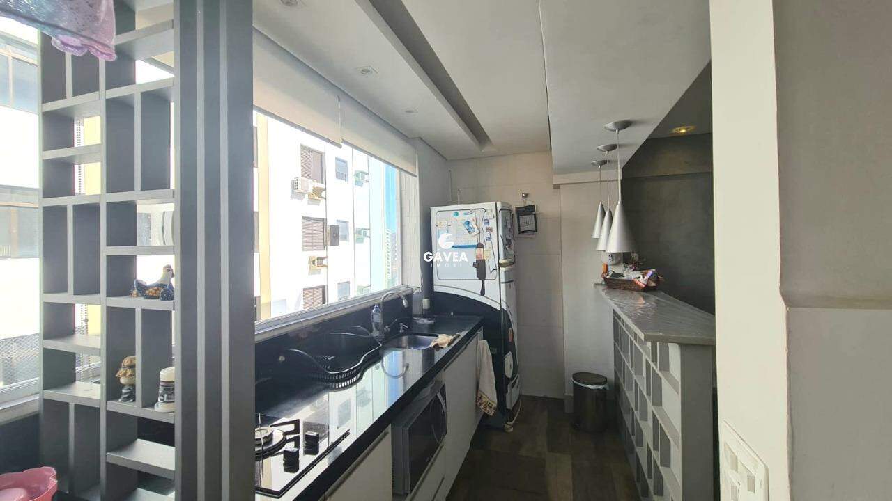 Cobertura à venda no Ponta da Praia: 