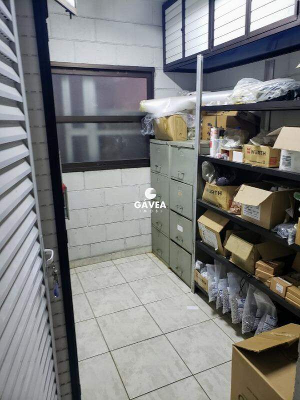 Galpão à venda no Vila Valença: 