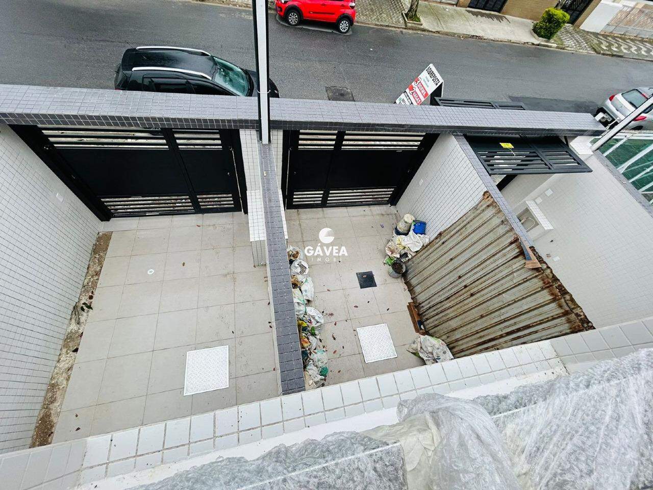 Casa à venda no Embaré: 