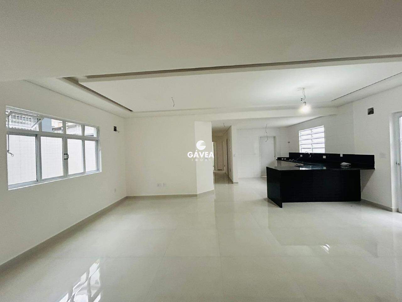 Casa à venda no Embaré: 