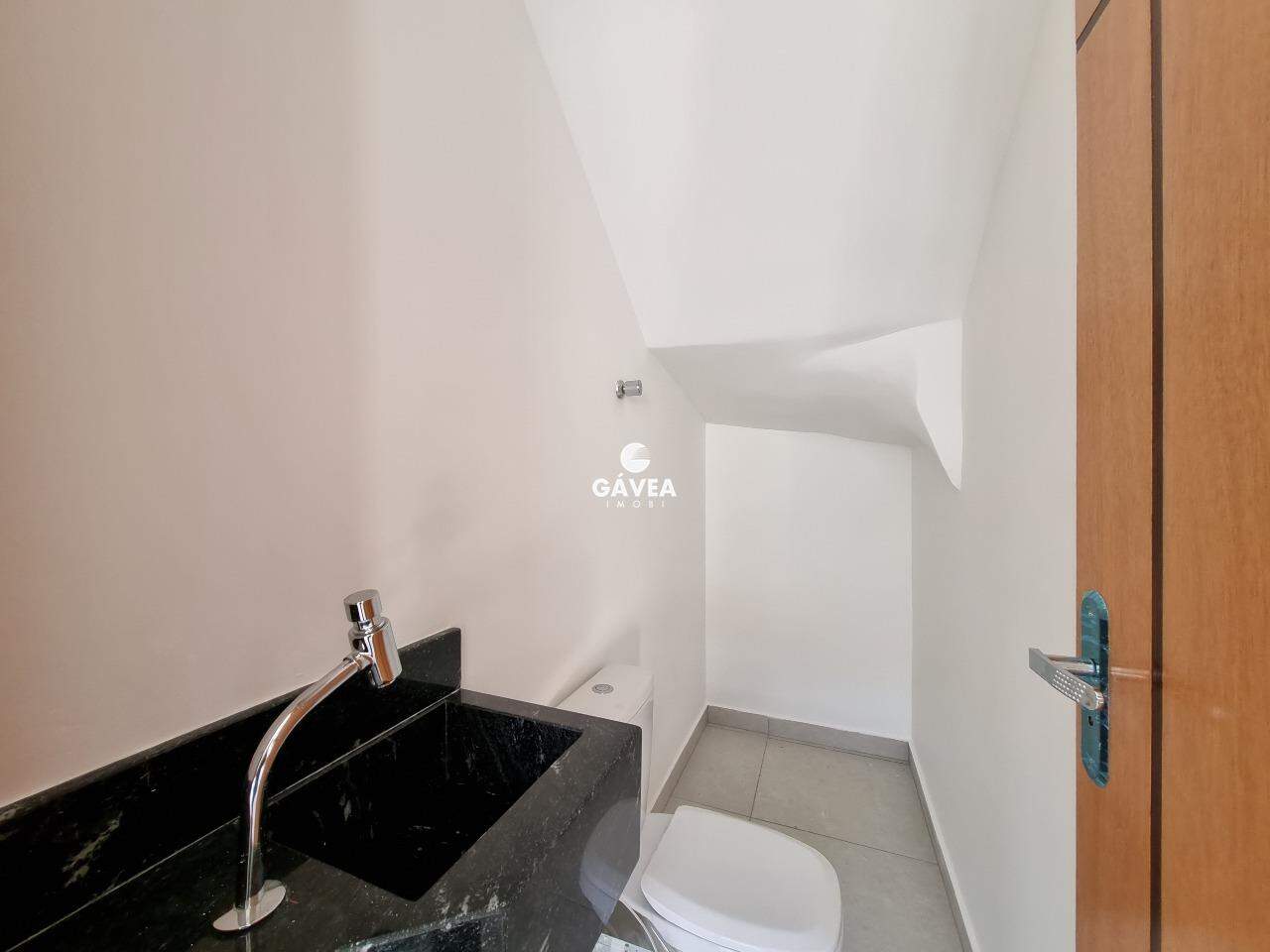 Sobrado à venda no Vila Belmiro: Lavabo