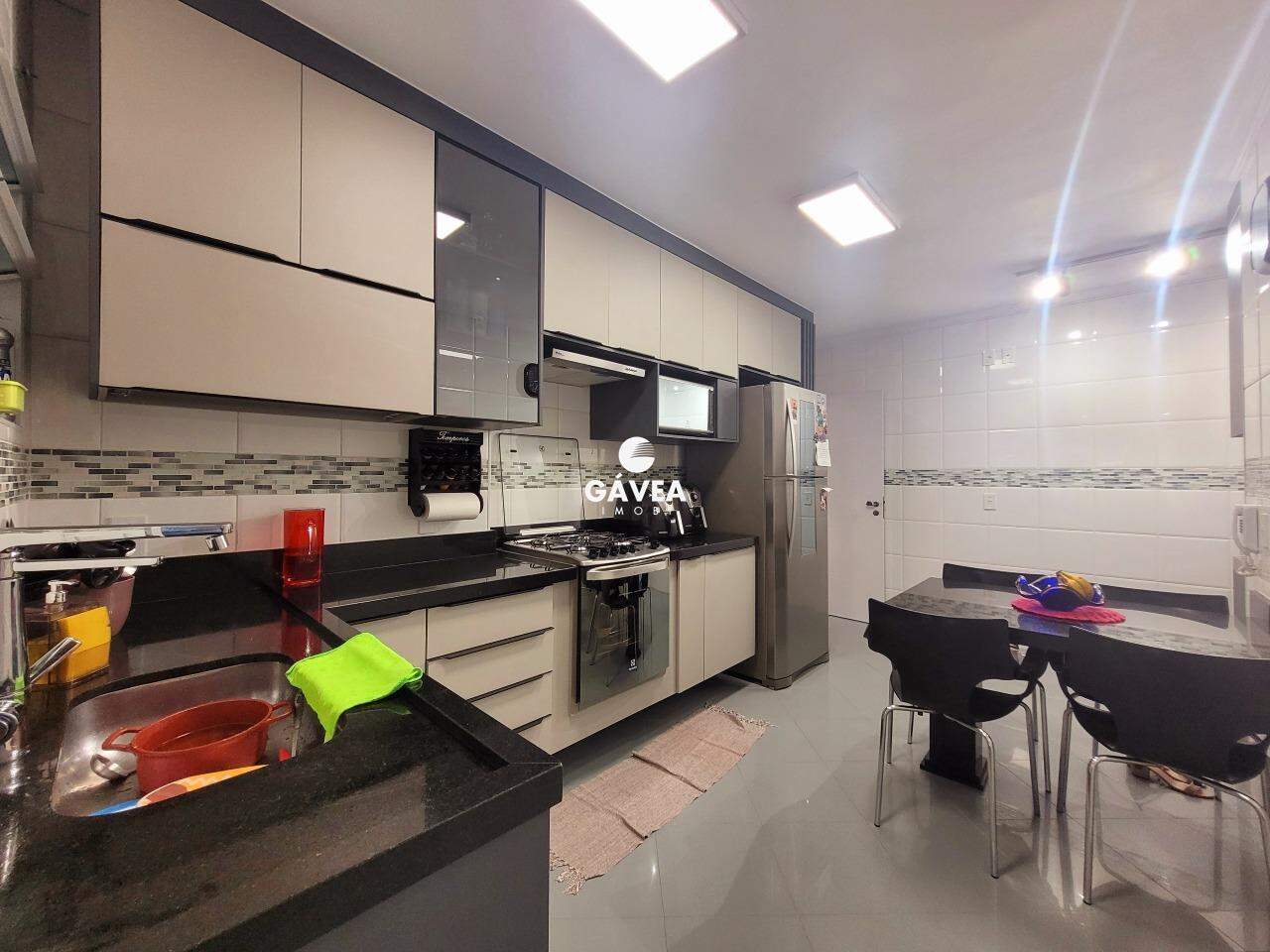 Apartamento à venda no Gonzaguinha: 