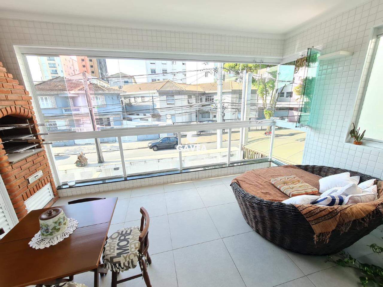 Casa à venda no Embaré: 