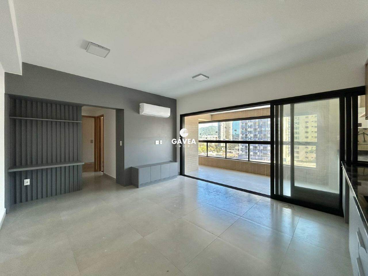 Apartamento à venda no Ponta da Praia: 