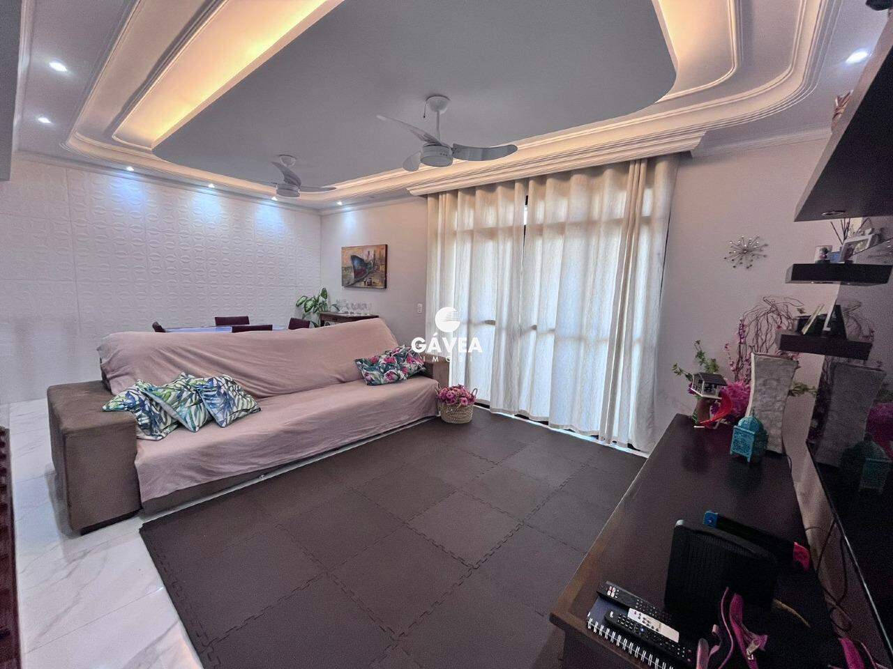 Sobrado à venda no Embaré: Sala TV