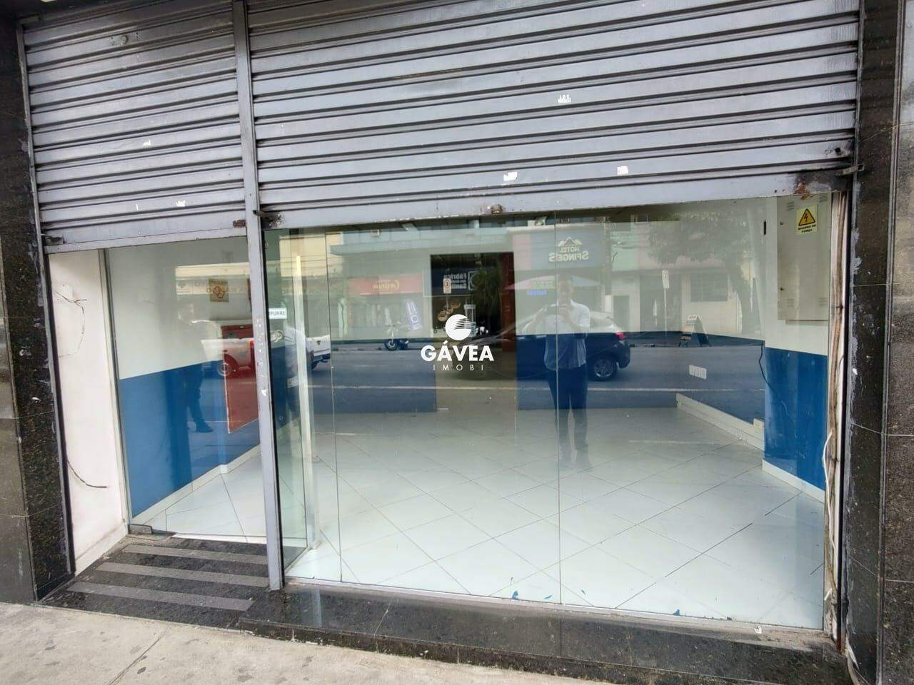 Loja para aluguel no Centro: Loja entrada