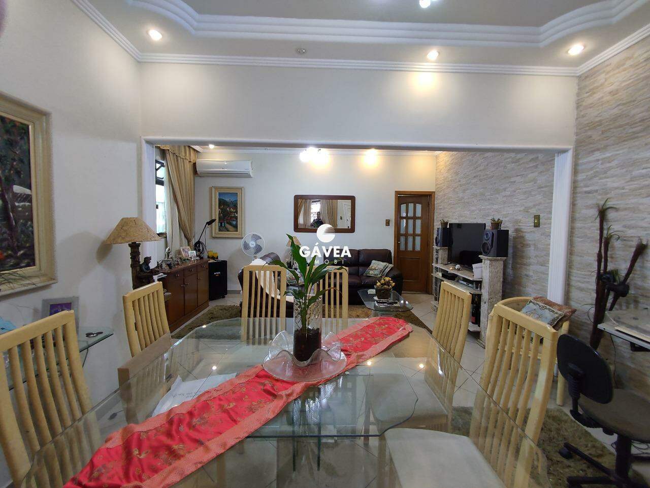 Casa à venda no Campo Grande: 