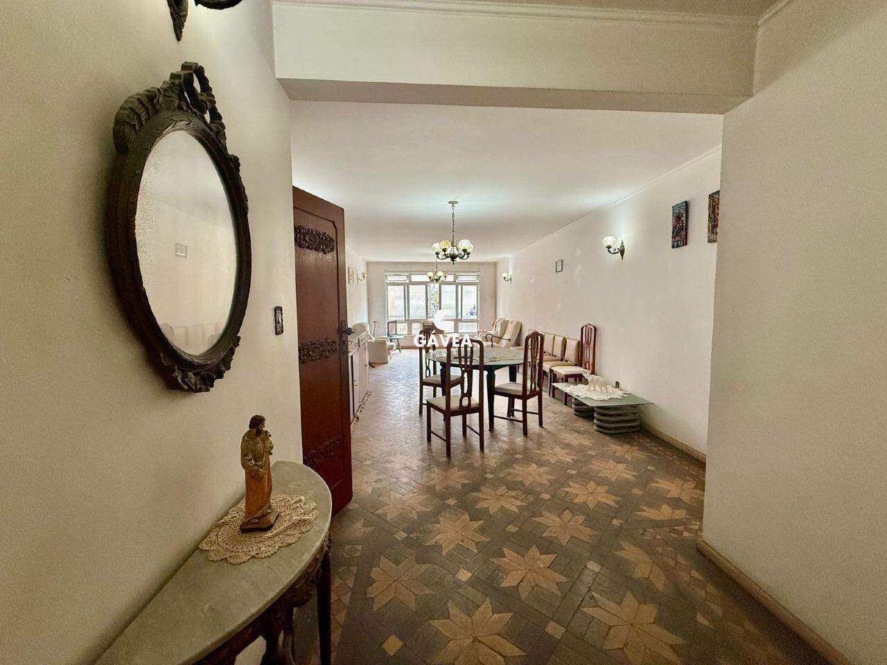 Apartamento à venda no Gonzaga: 