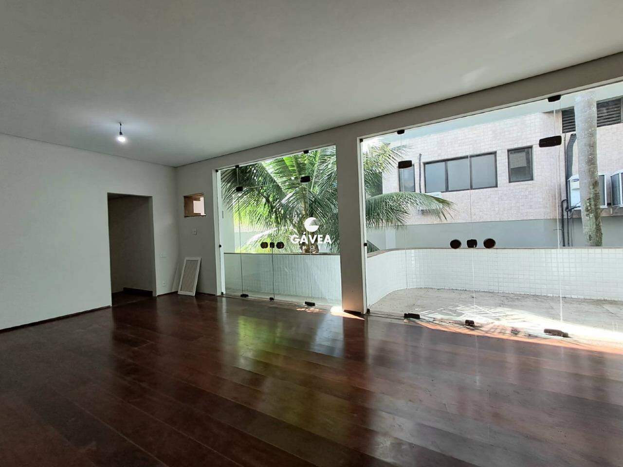 Casa à venda no Embaré: Sala