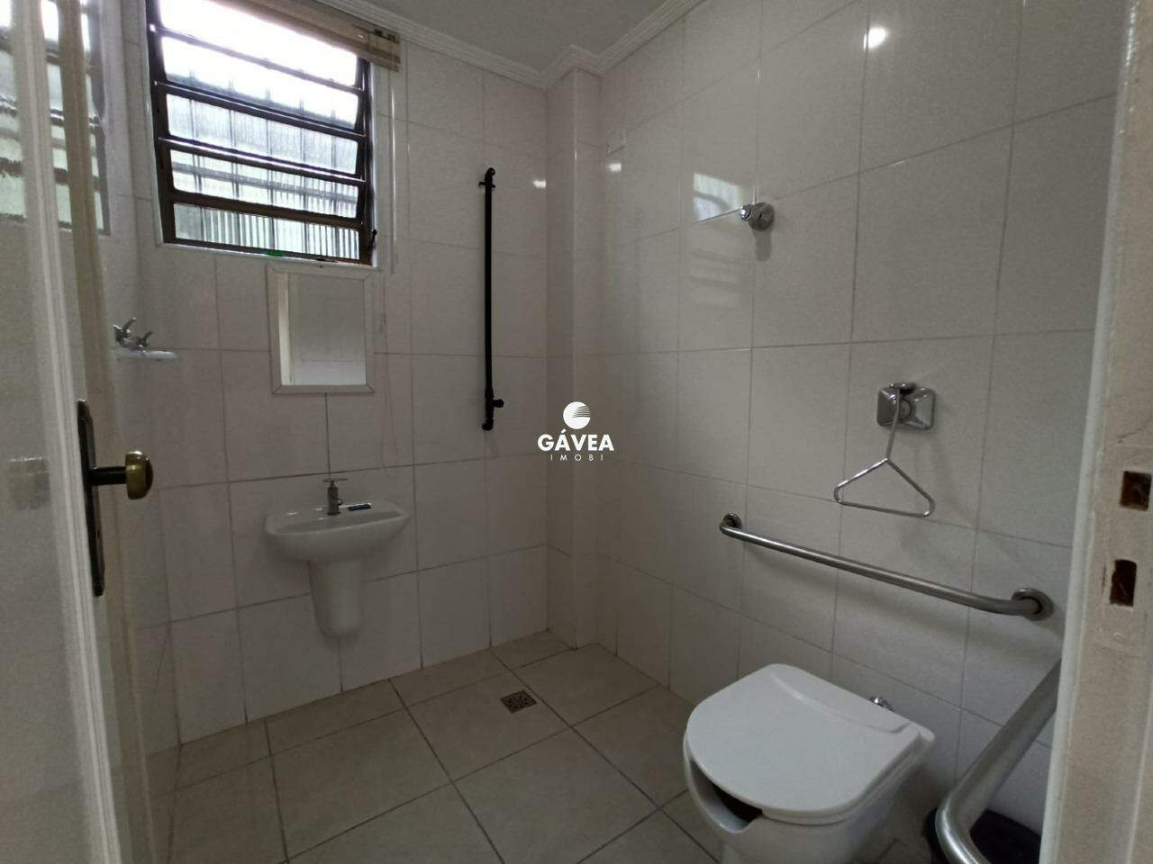 Casa para aluguel no Embaré: 