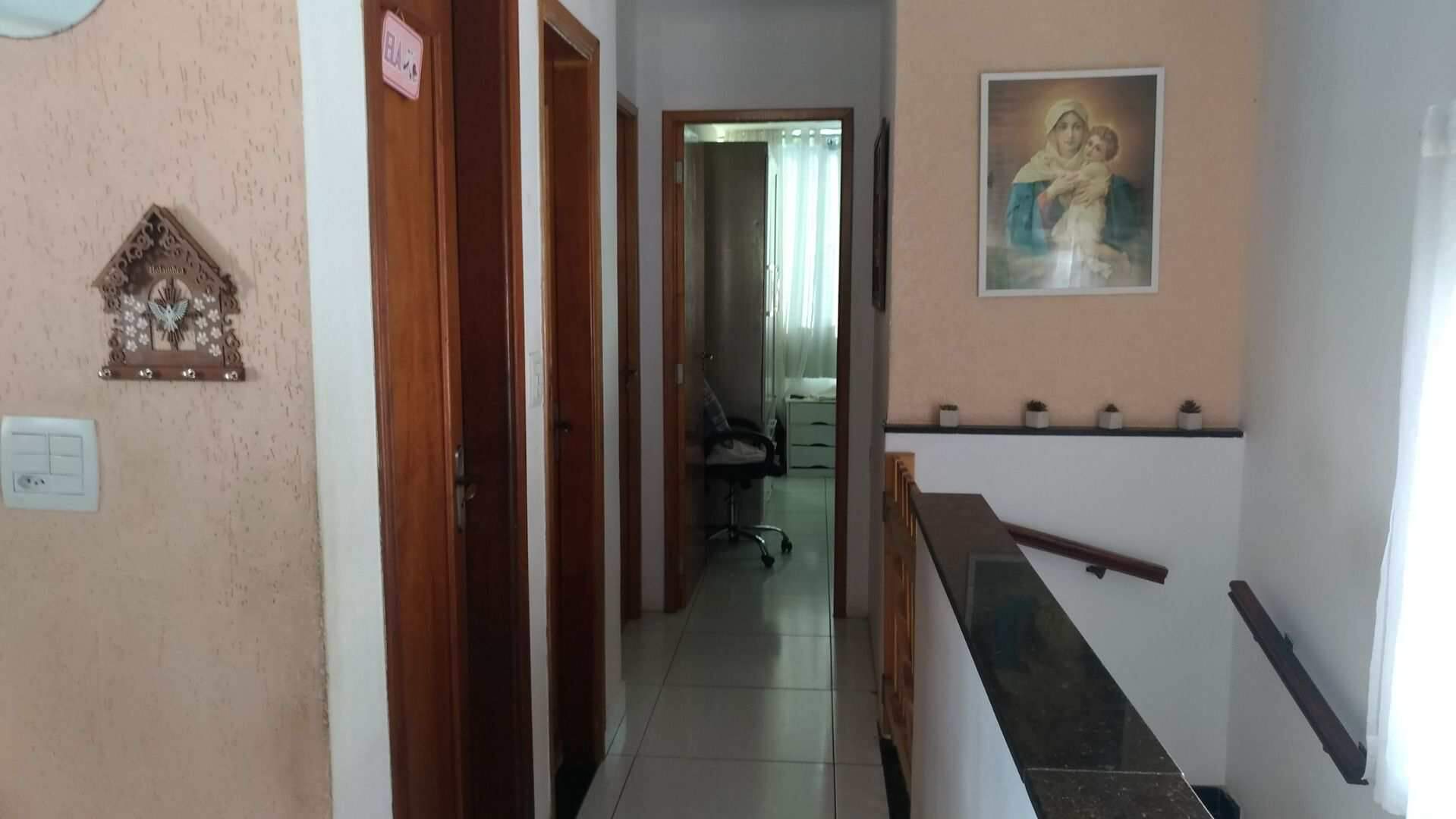 Sobrado à venda no Aparecida: 