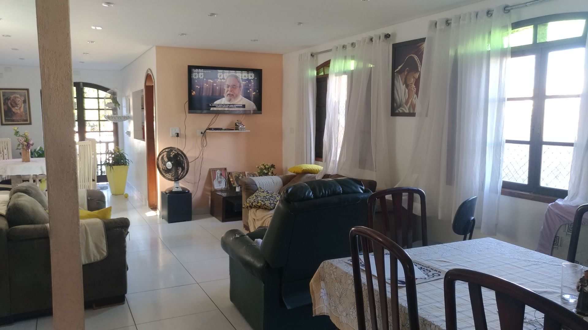 Sobrado à venda no Aparecida: 