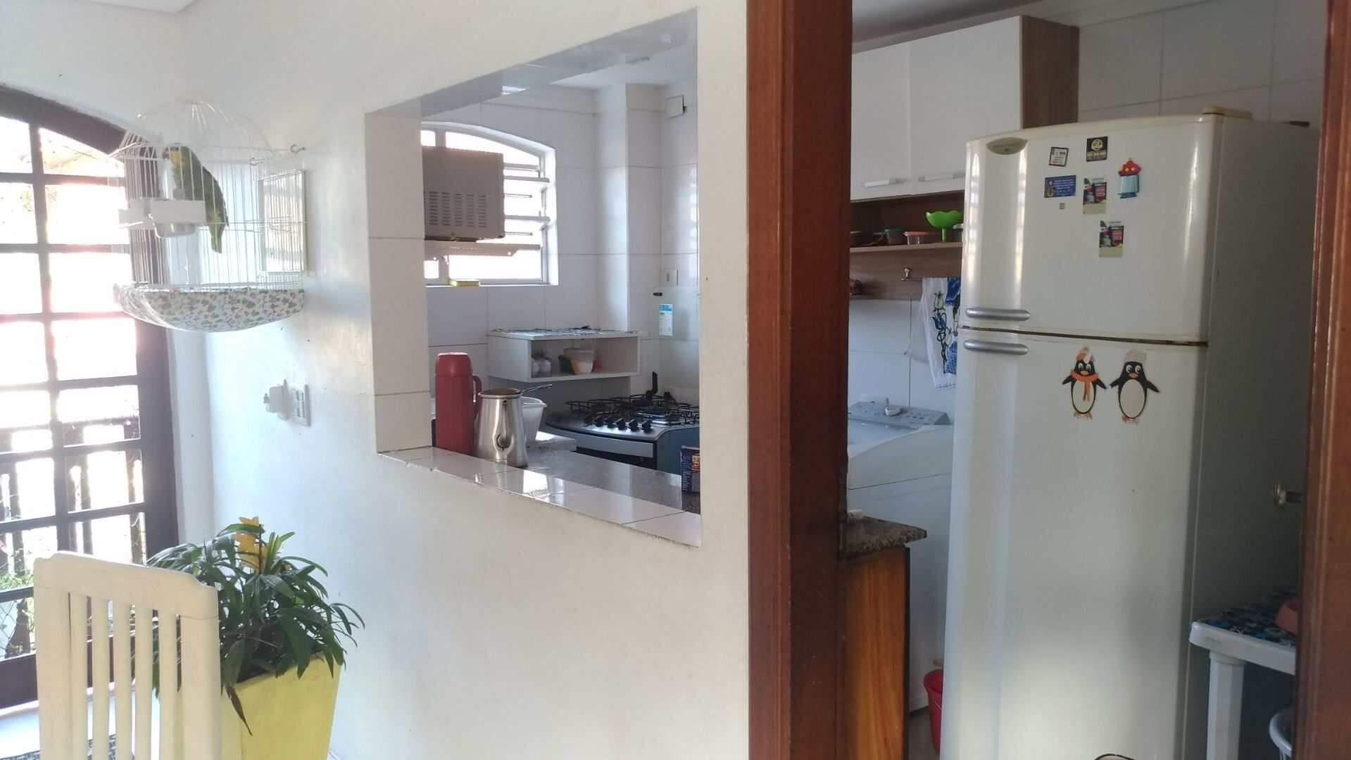 Sobrado à venda no Aparecida: 