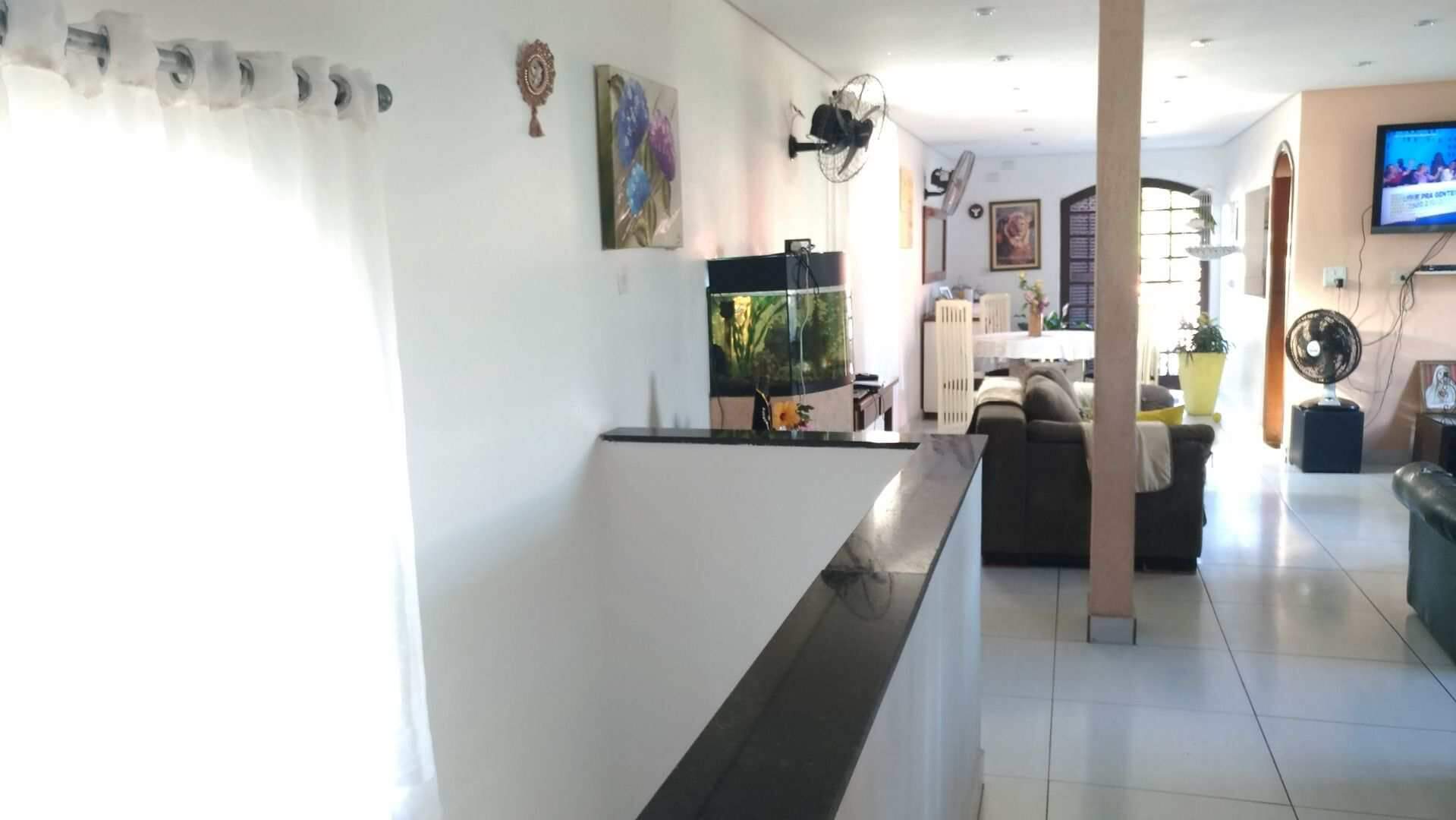 Sobrado à venda no Aparecida: 